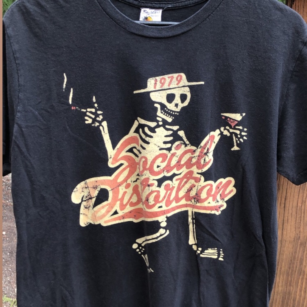 SOLD⭐️ Social Distortion Band T-shirt